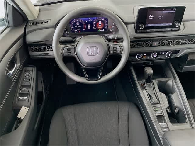 2025 Honda Accord LX photo 22