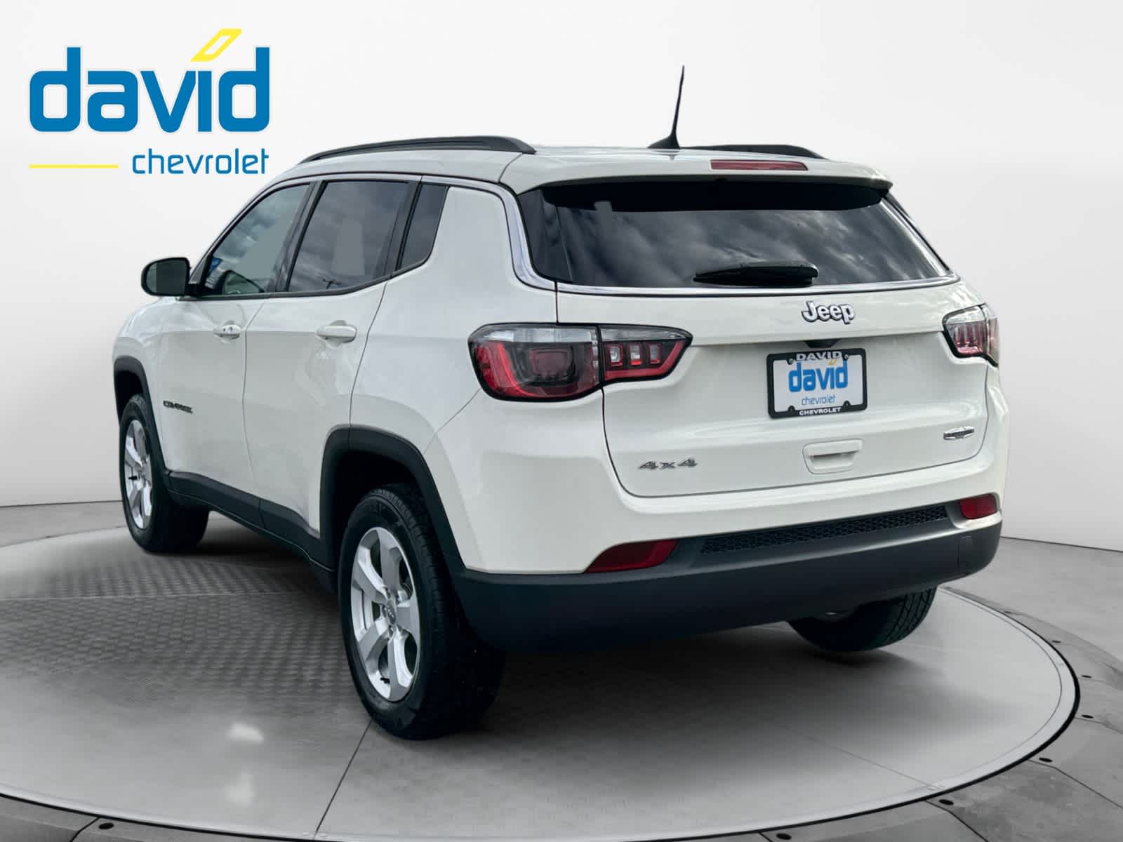 2020 Jeep Compass Latitude photo 4