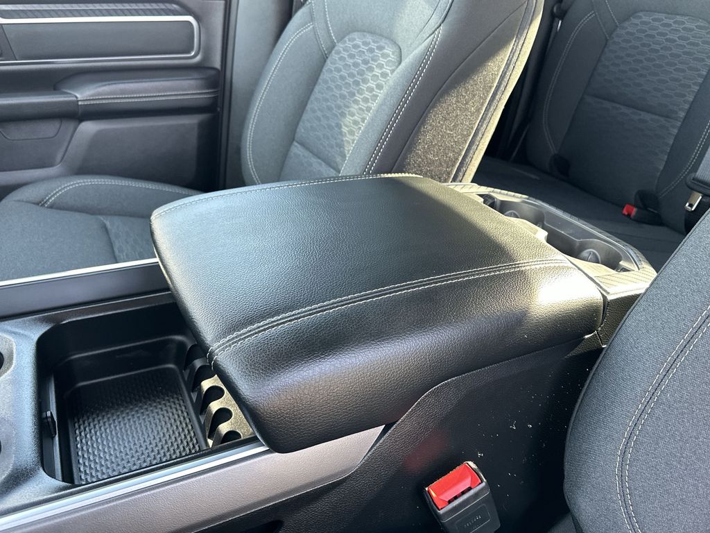 2025 Ram 1500 Big Horn Lone Star photo 25