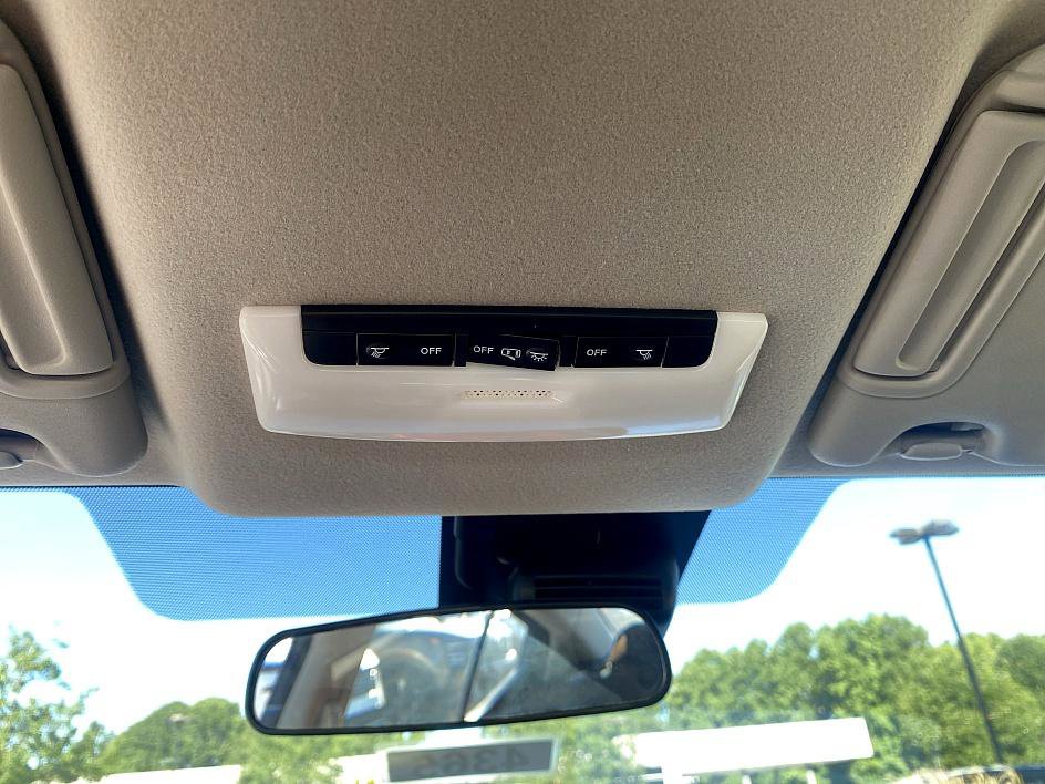 2025 Nissan Versa S photo 14