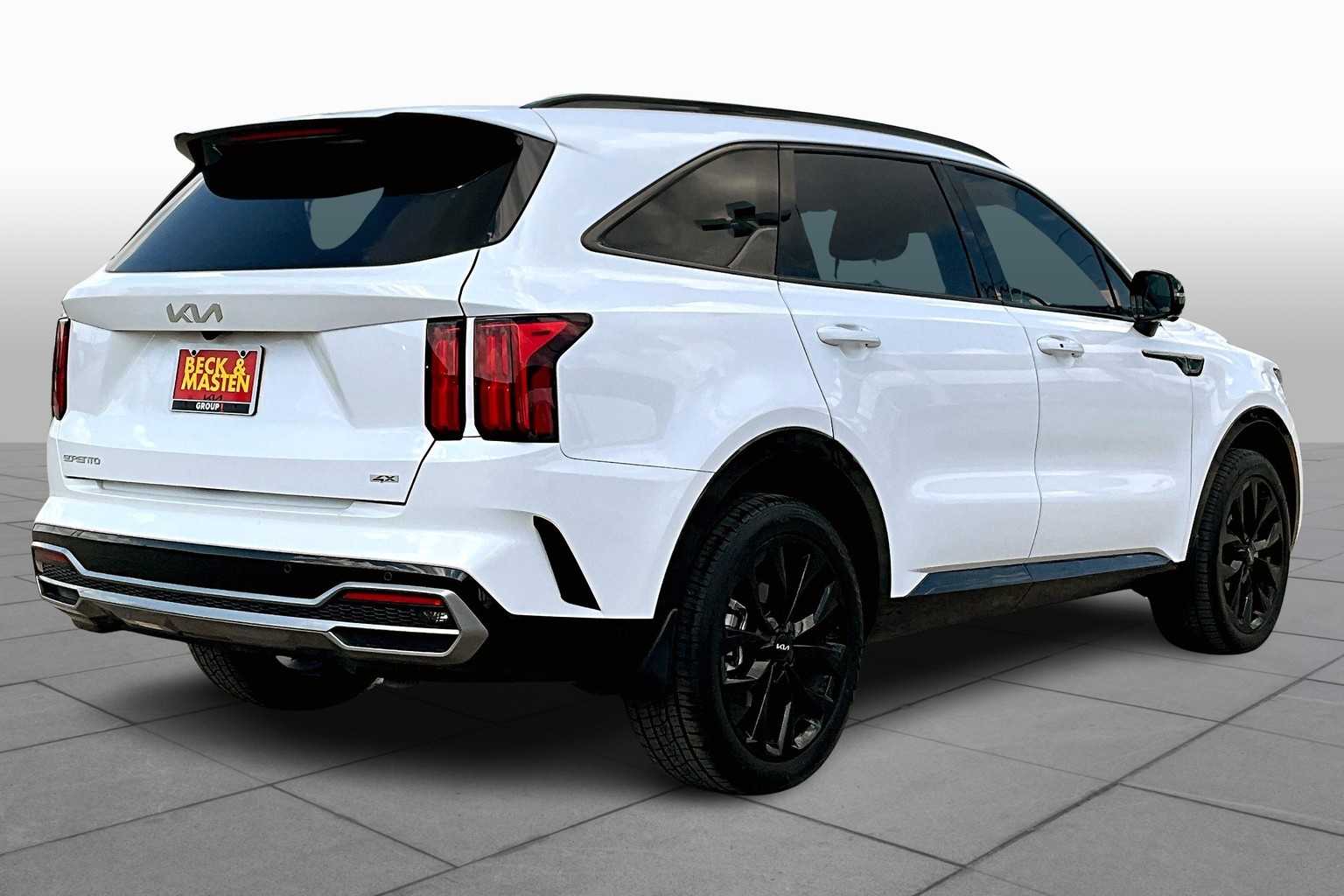 2023 Kia Sorento SX Prestige photo 3