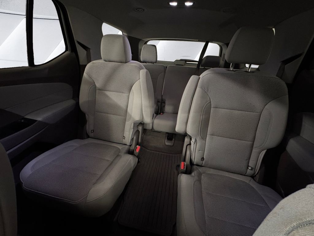 2020 Chevrolet Traverse Cloth photo 18