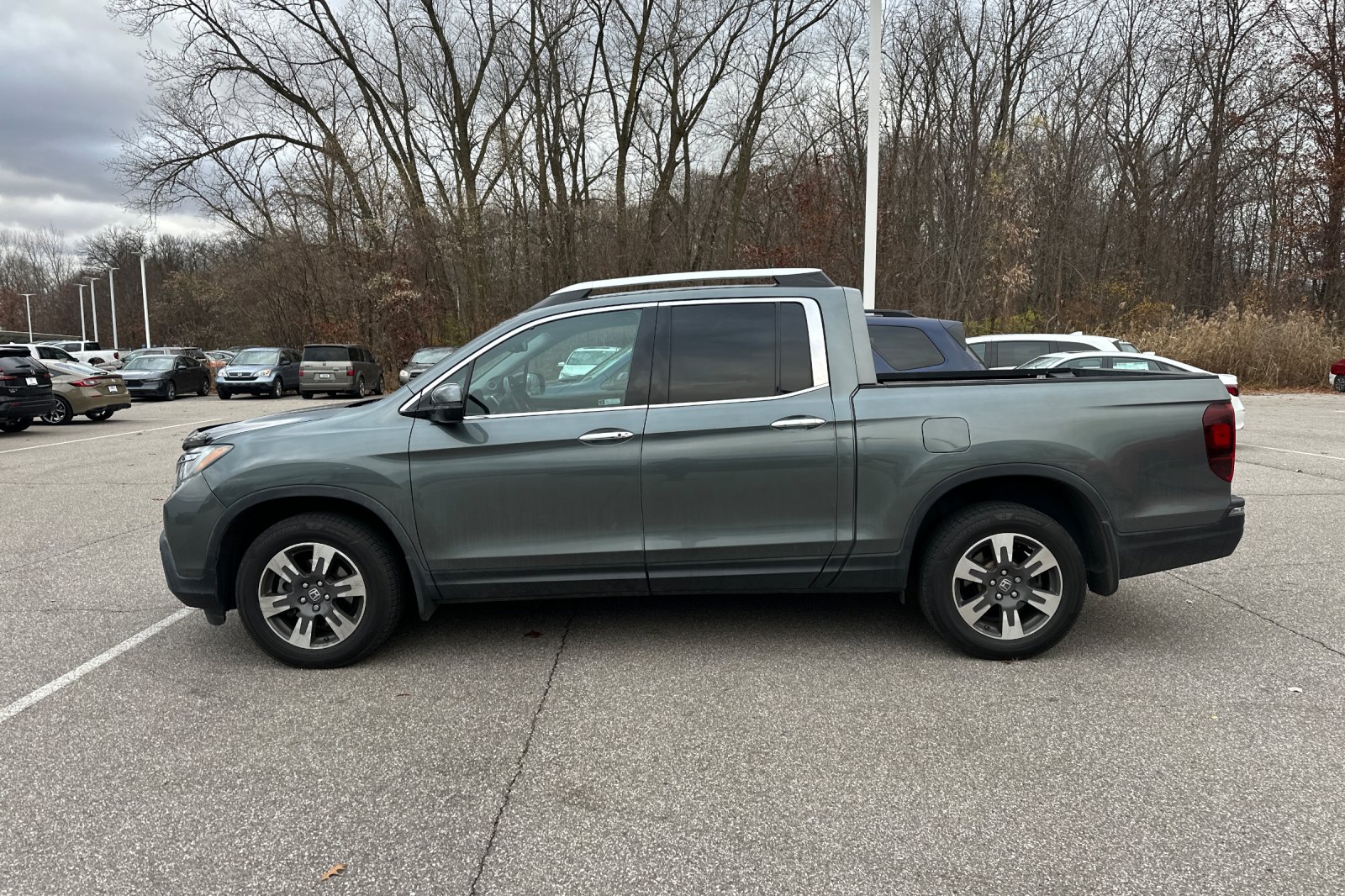 2019 Honda Ridgeline RTL-E photo 2