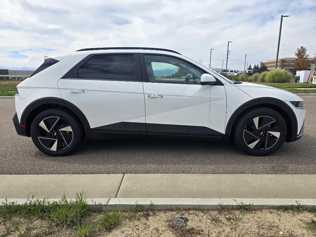 2025 Hyundai Ioniq 5 SEL photo 6