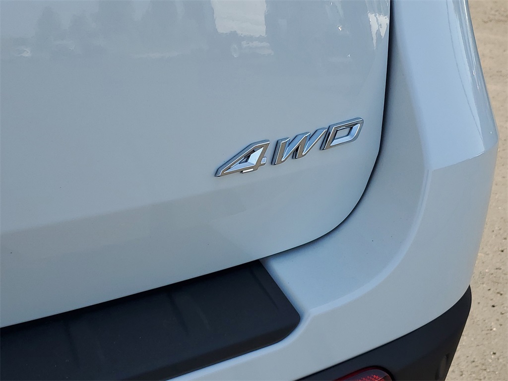 2025 Ford Explorer photo 29