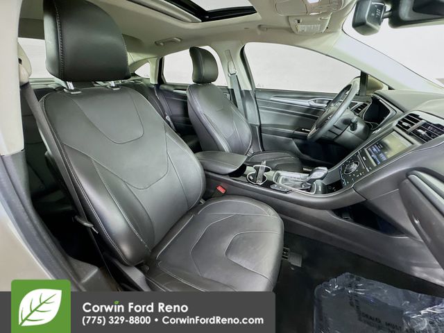 2015 Ford Fusion Energi Titanium photo 25