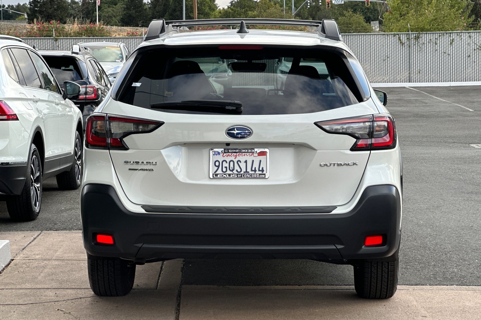 2023 Subaru Outback Premium photo 4