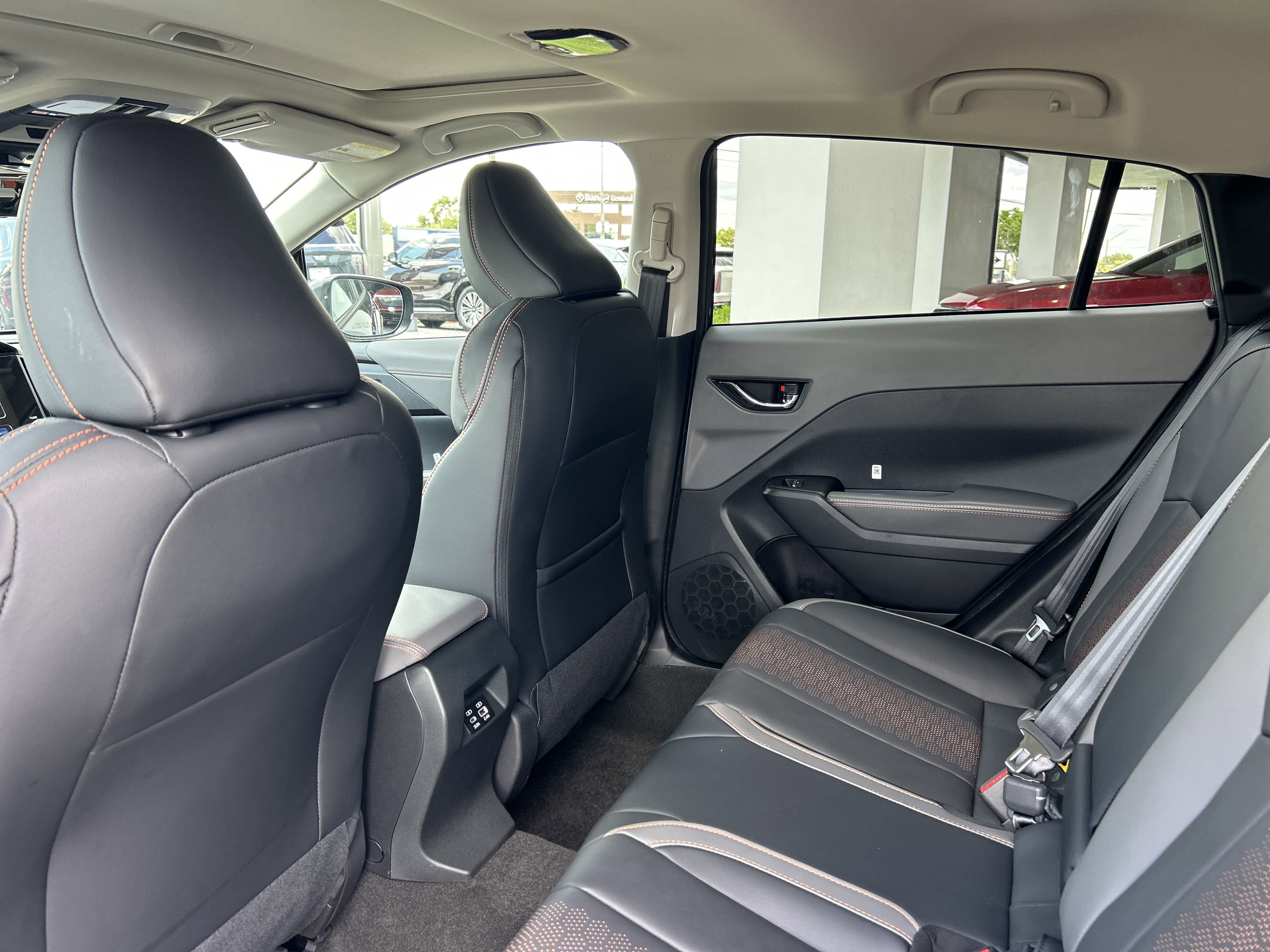 2025 Subaru Crosstrek Limited photo 3