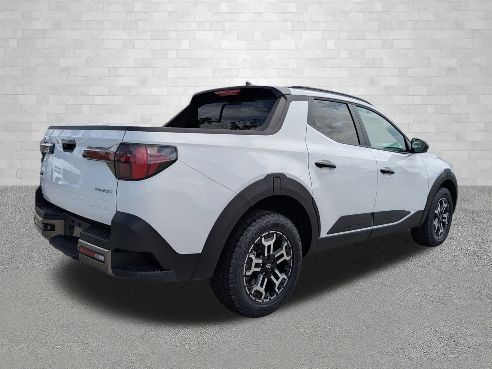 2025 Hyundai Santa Cruz XRT photo 2