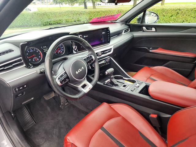 2022 Kia K5 GT-Line photo 10
