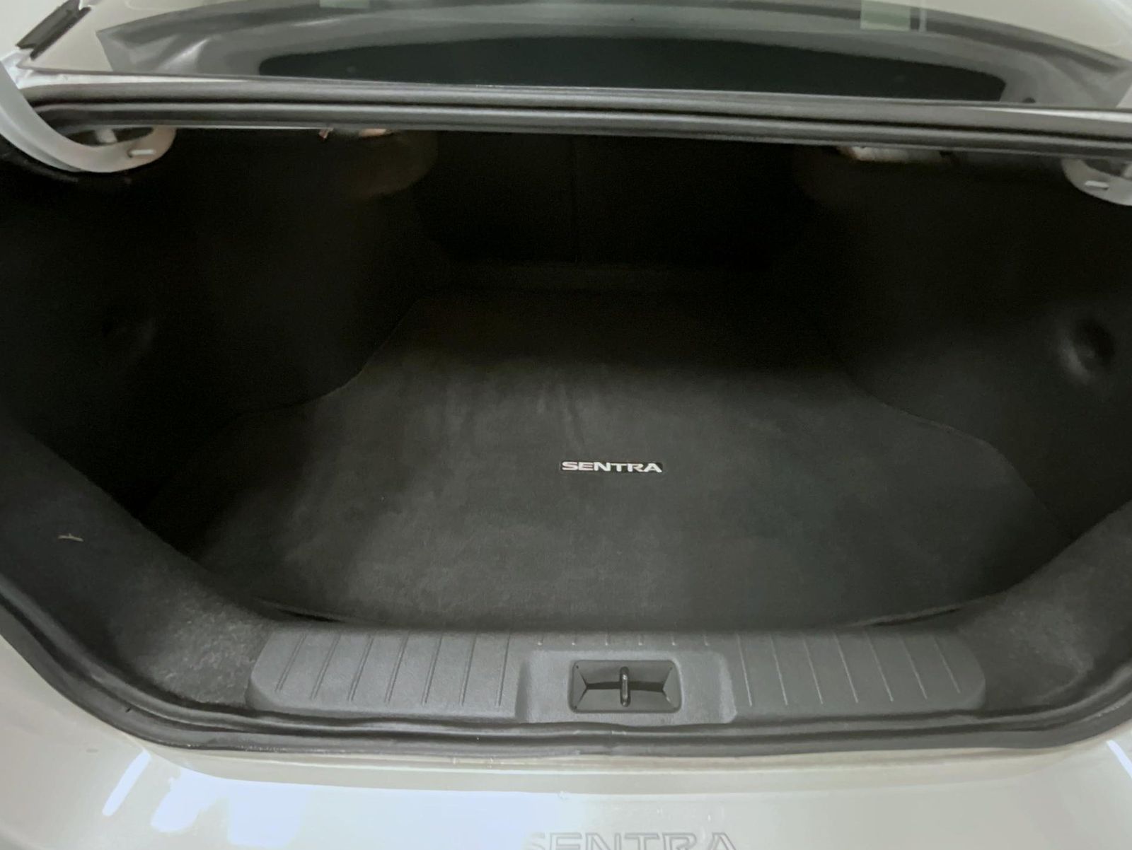 2023 Nissan Sentra SV photo 21