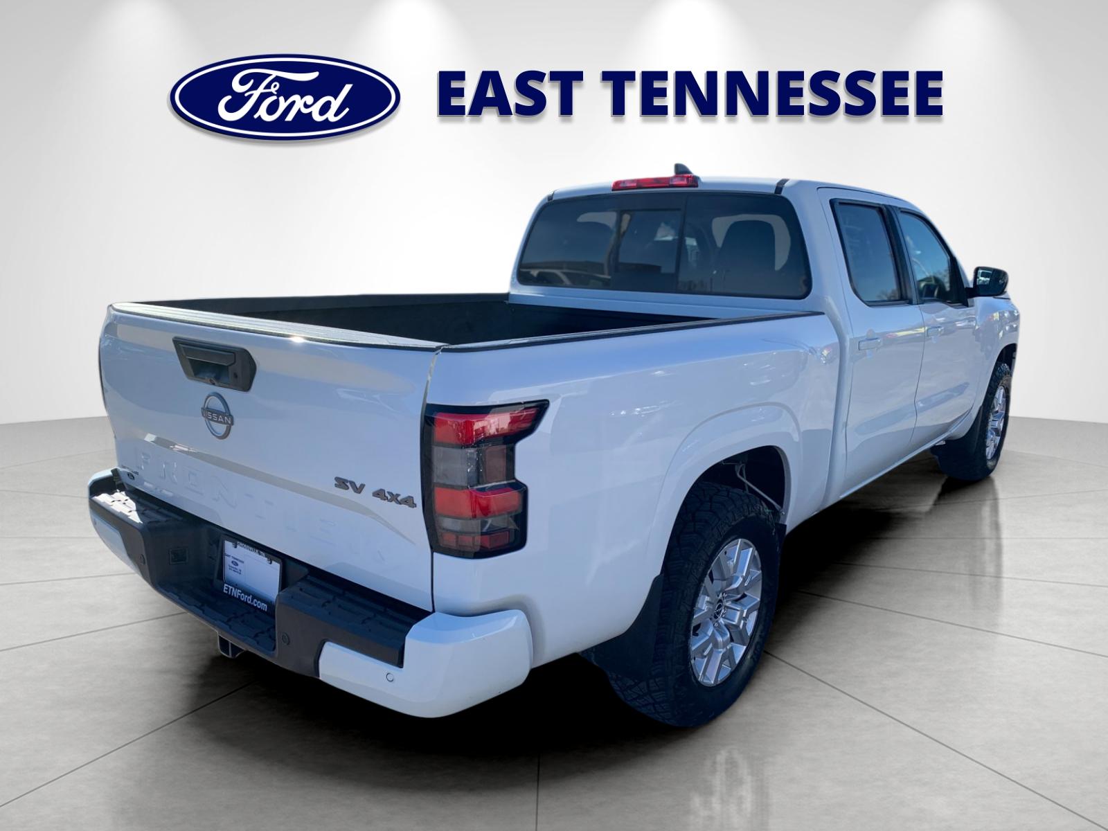 2022 Nissan Frontier SV photo 3