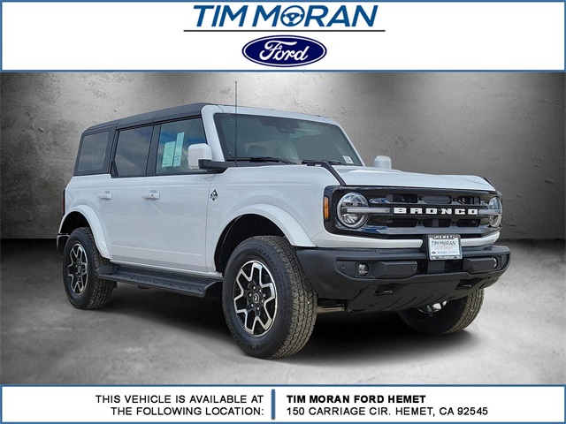 2025 Ford Bronco 4-Door Outer Banks's photo