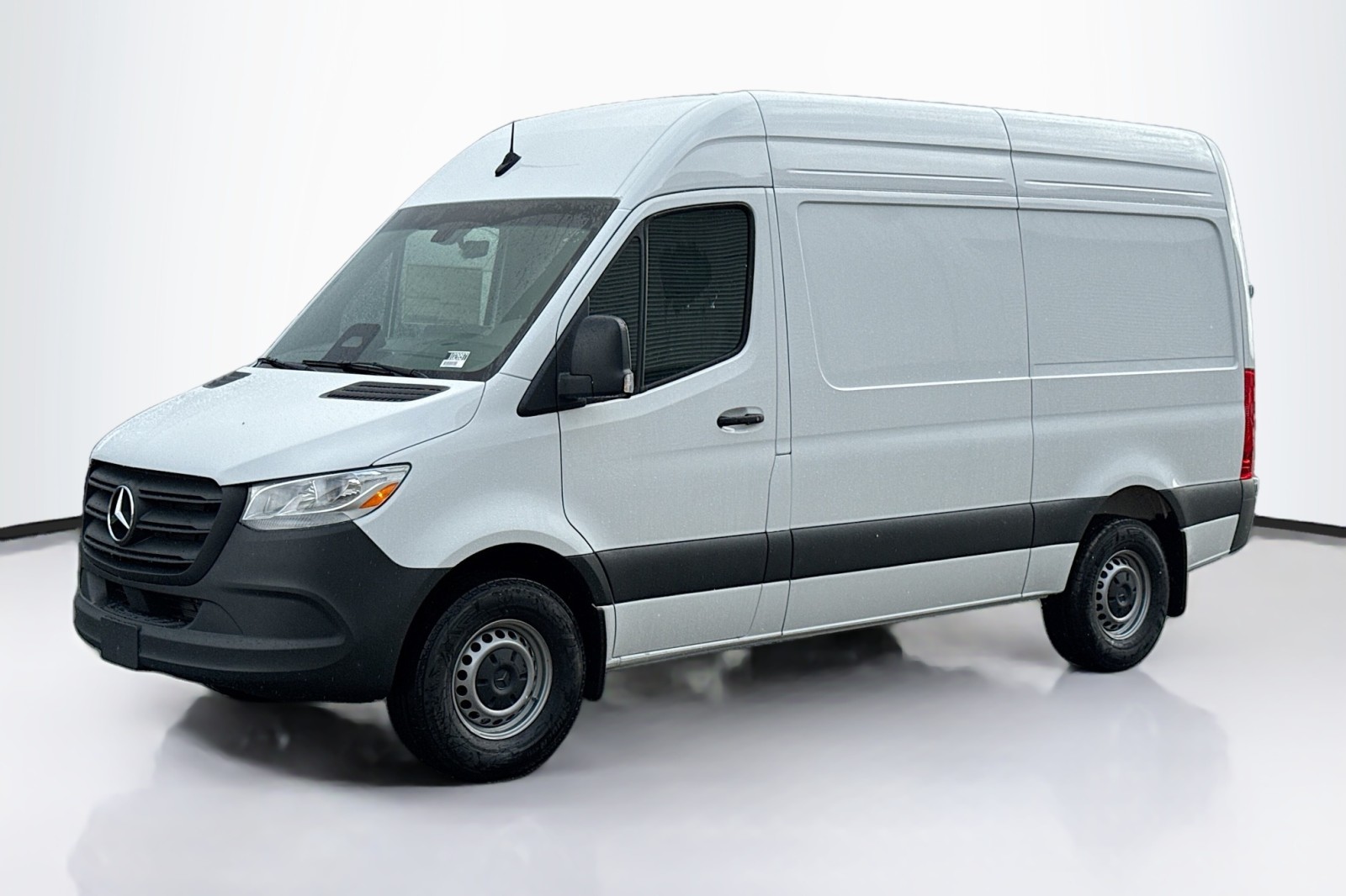 2026 Mercedes-Benz Sprinter Cargo Van Base's photo