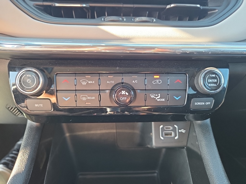 2022 Jeep Compass Limited photo 15
