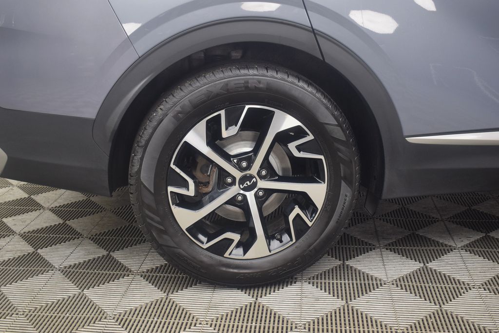 2023 Kia Sportage EX photo 24