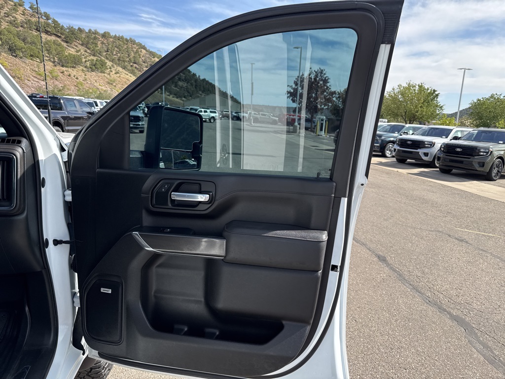 2023 Gmc Sierra HD AT4 photo 27