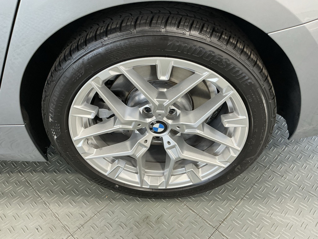 2025 Bmw 330i photo 38