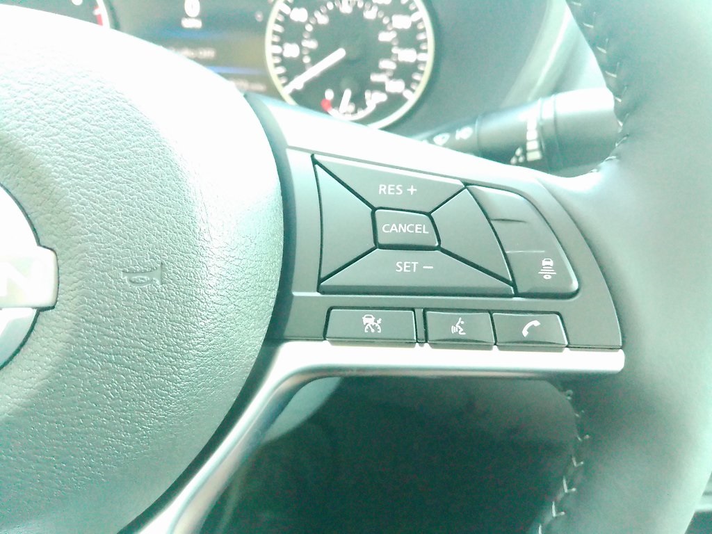 2025 Nissan Sentra SV photo 23