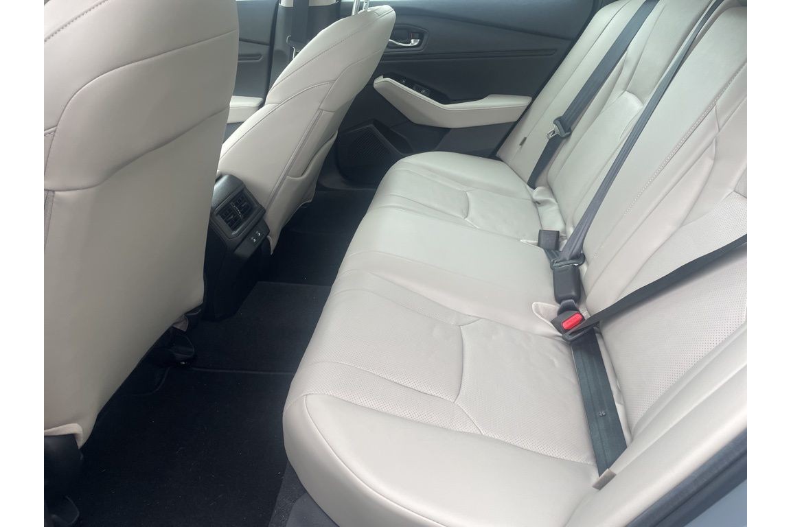 2025 Honda Accord Hybrid Touring photo 4