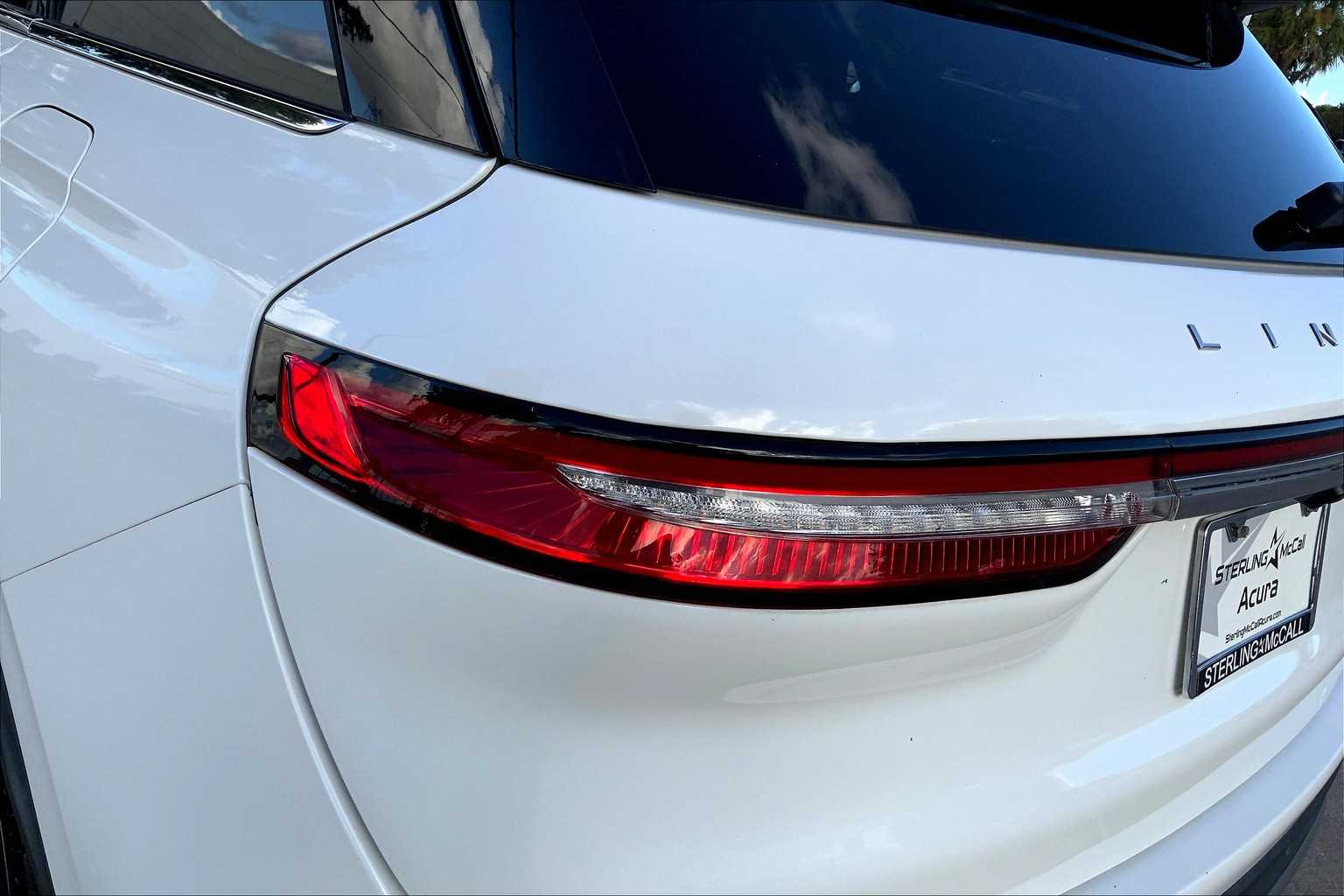 2020 Lincoln Corsair Standard photo 24