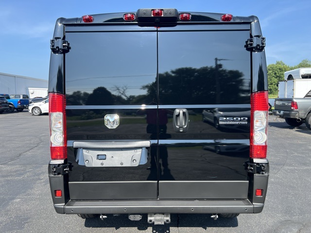 2025 Ram ProMaster 2500 photo 4