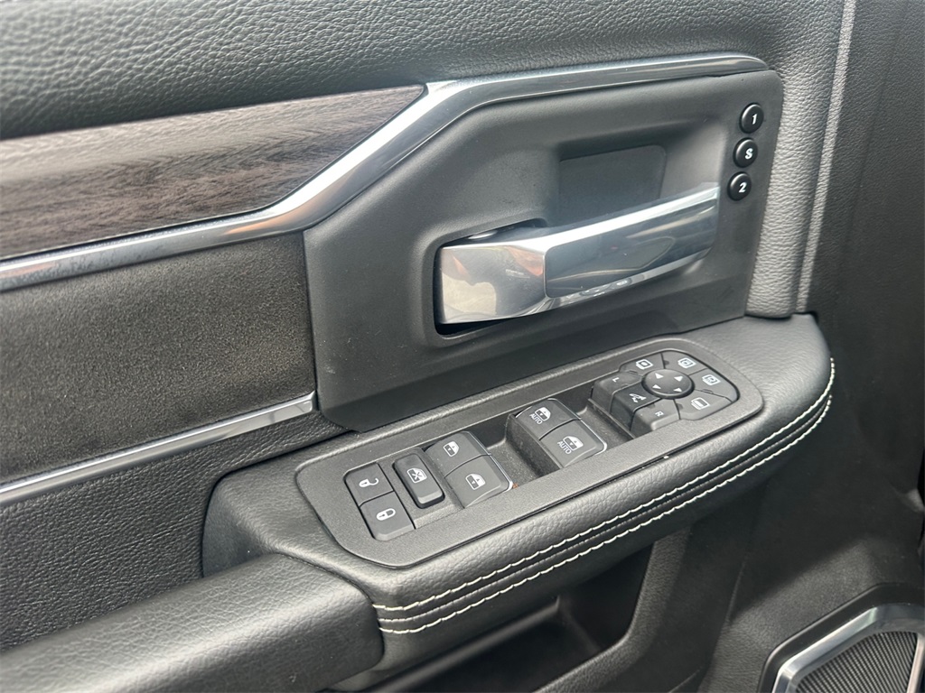 2025 Ram 2500 Laramie photo 30