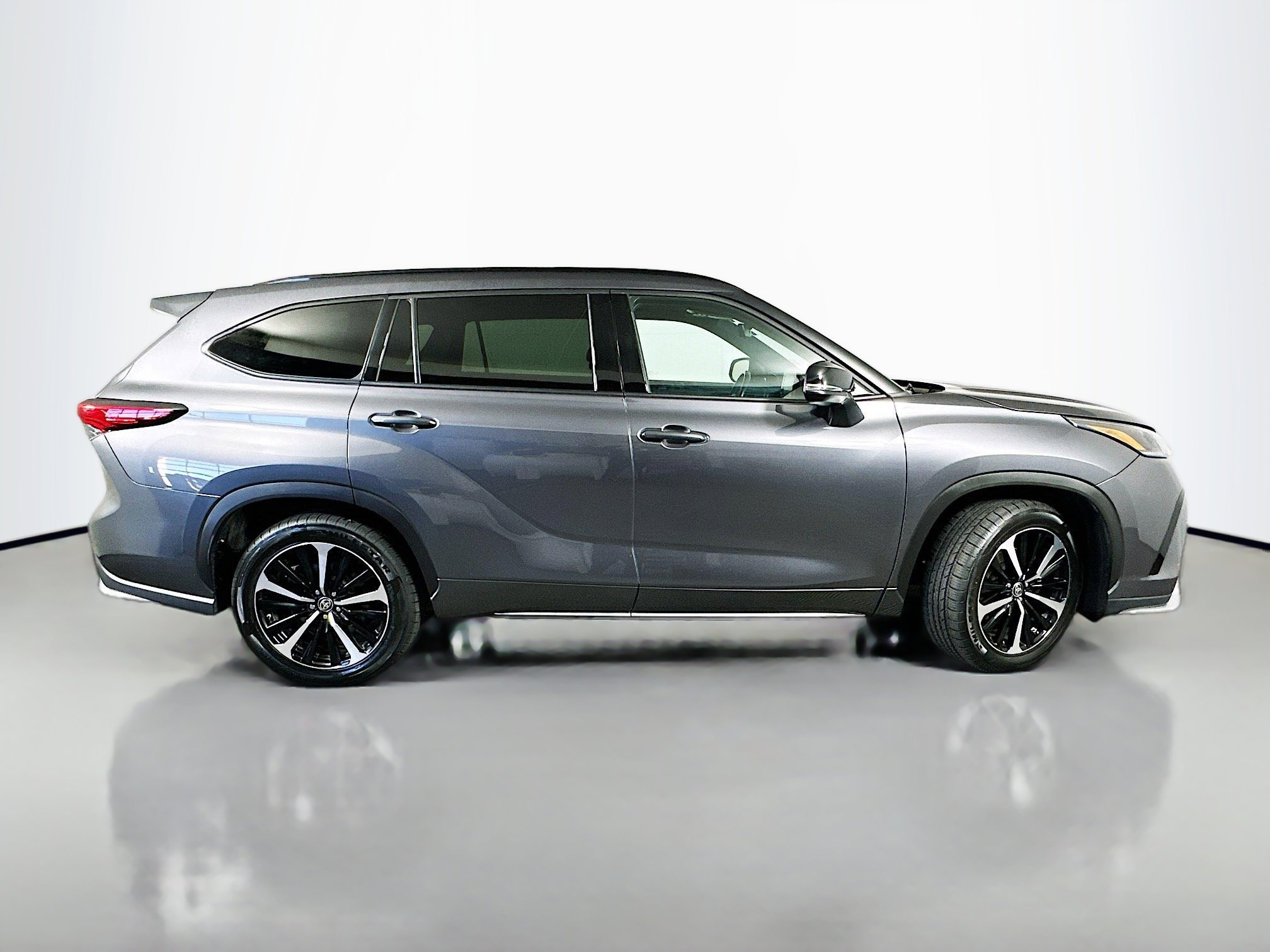 2021 Toyota Highlander XSE photo 5