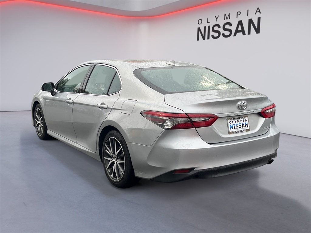 2024 Toyota Camry XLE photo 3