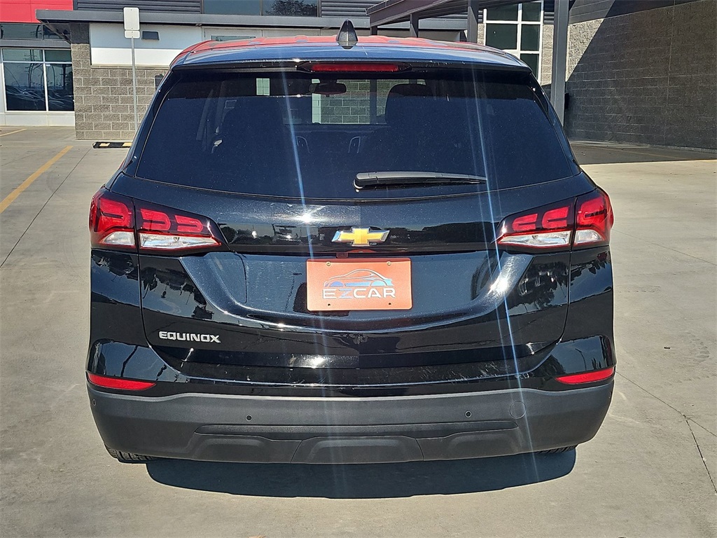 2022 Chevrolet Equinox LS photo 9