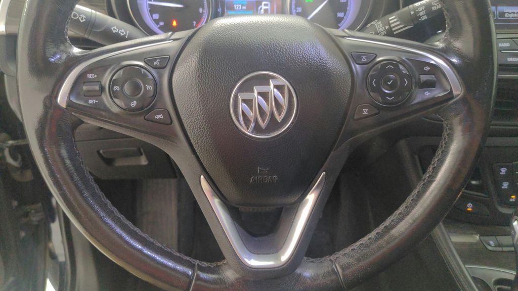 2020 Buick Envision Essence photo 15