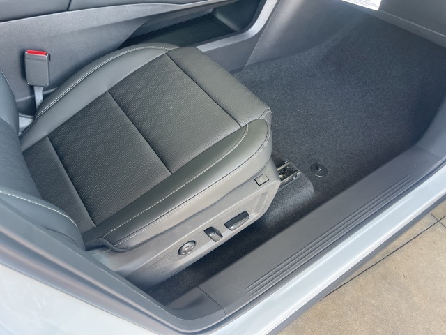 2025 Nissan Murano Platinum photo 21