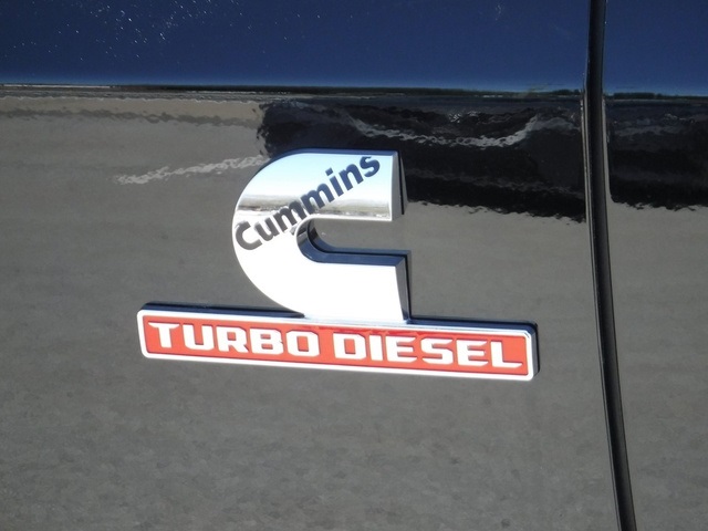 2025 Ram 2500 Tradesman photo 3