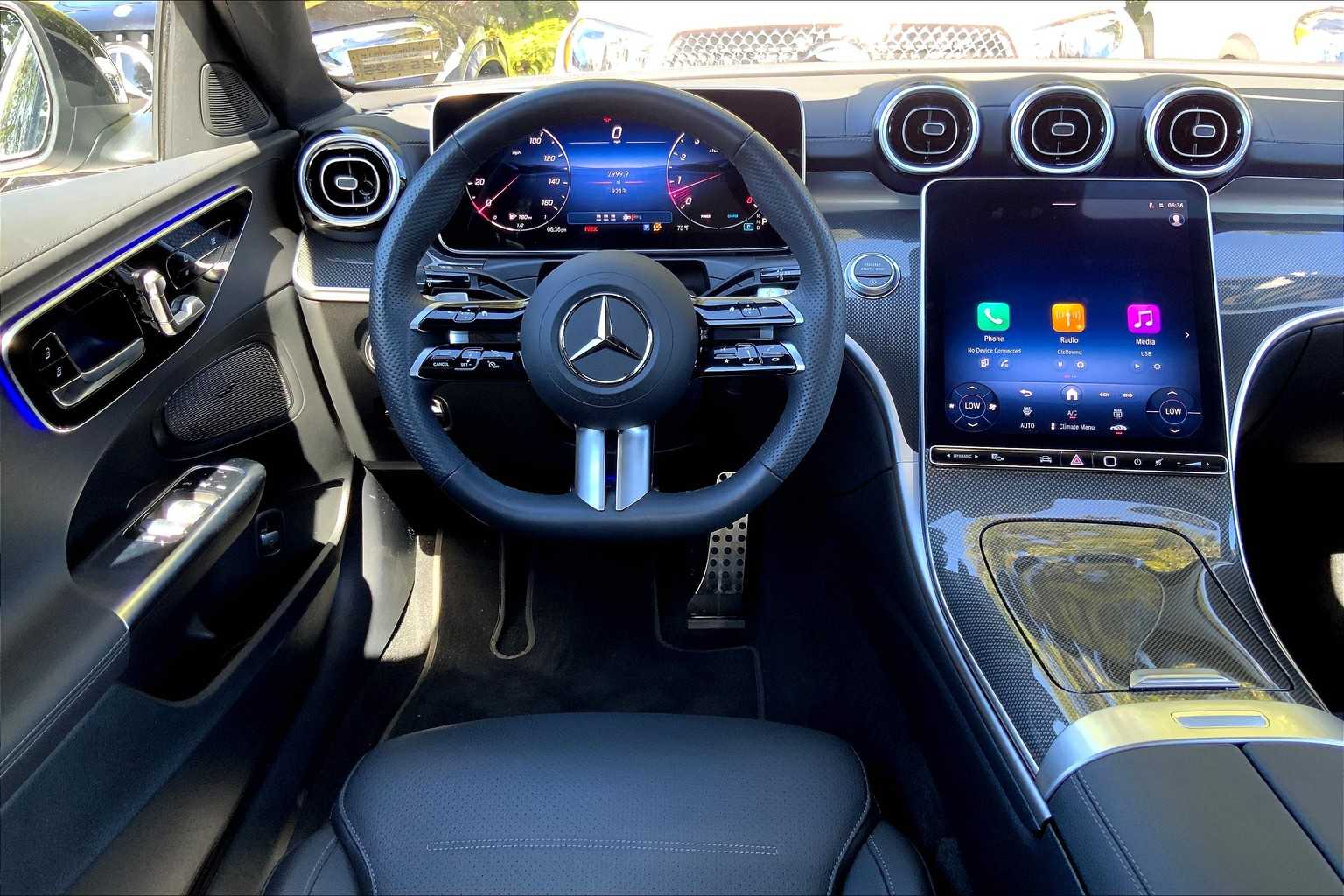 2025 Mercedes Benz C 300 4MATIC photo 5