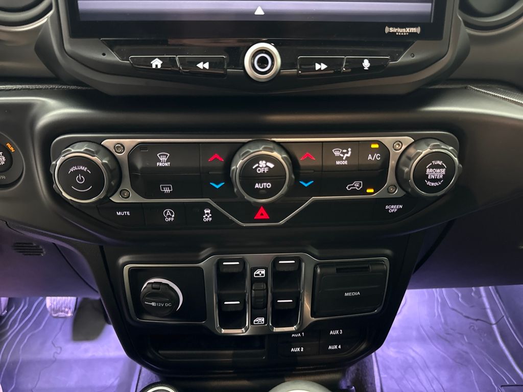 2021 Jeep Wrangler Unlimited Willys photo 17