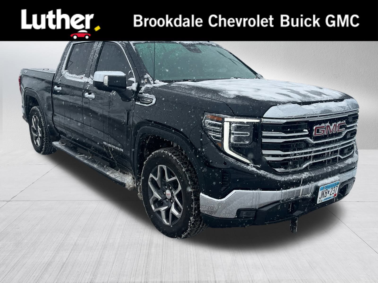 2023 GMC Sierra 1500 SLT's photo