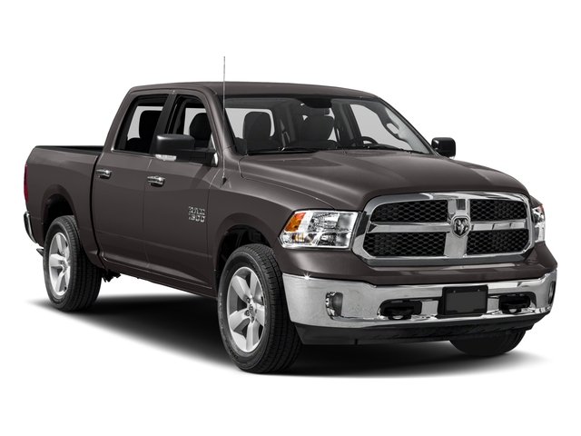 2017 Ram 1500 SLT photo 6