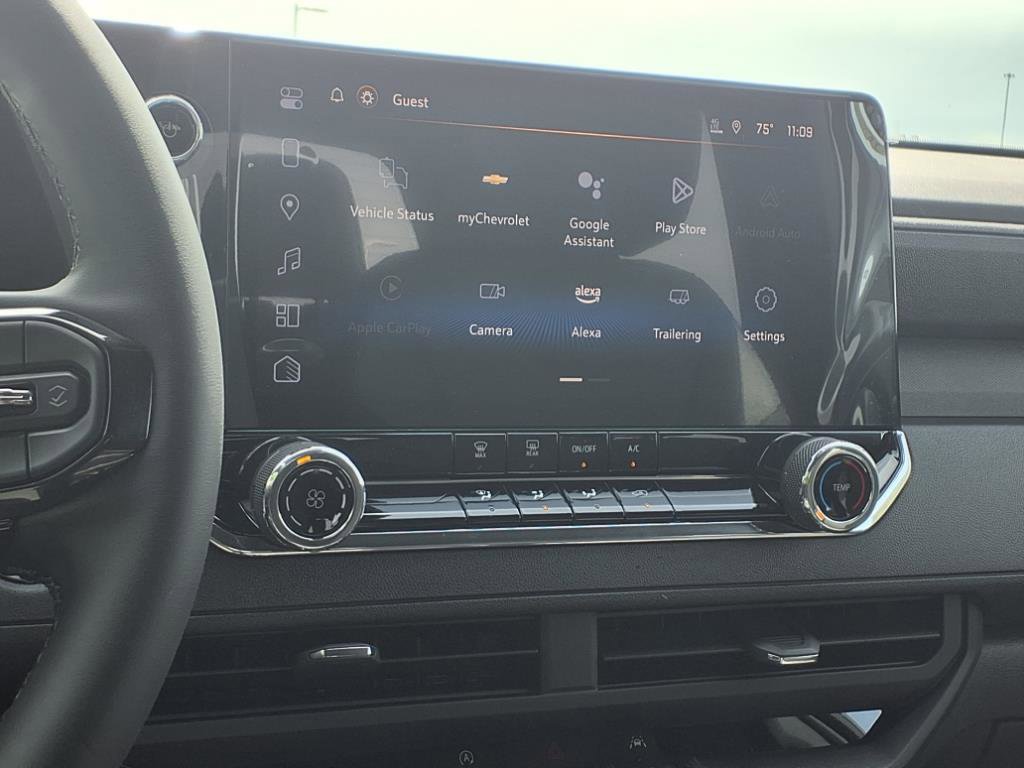 2025 Chevrolet Colorado LT photo 7