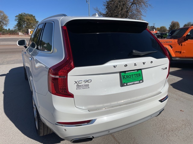 2017 Volvo XC90 T6 Inscription photo 4
