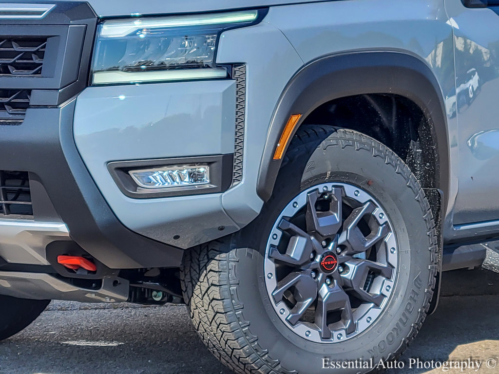 2026 Nissan Frontier PRO-4X photo 3