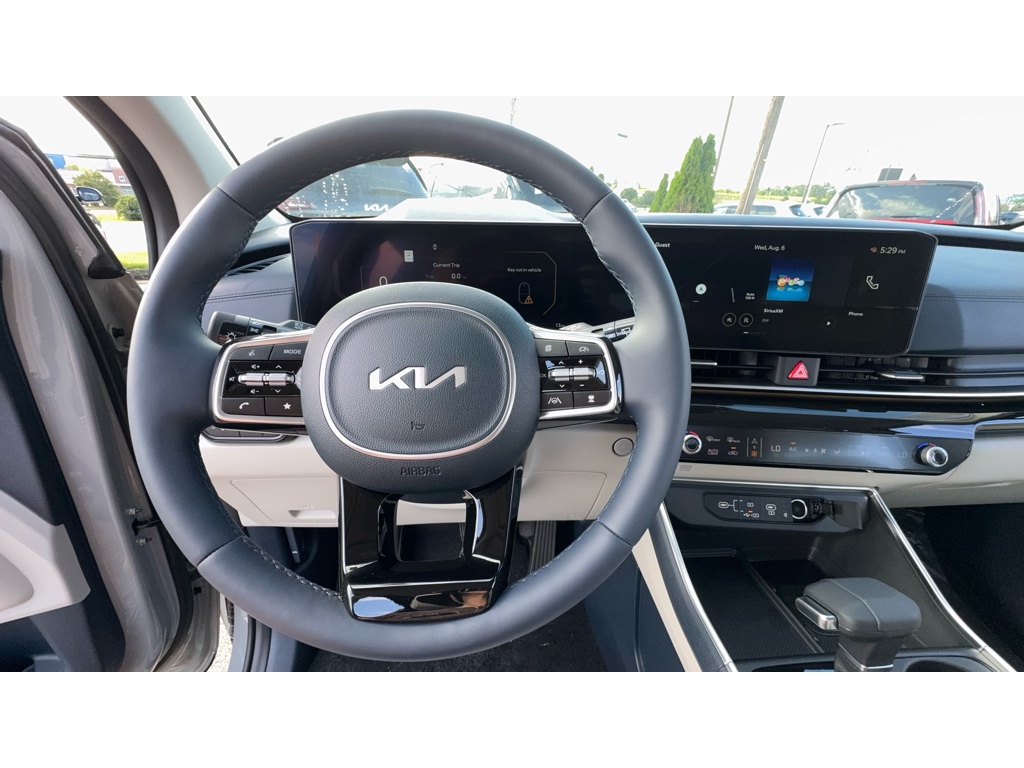2026 Kia Carnival SX Prestige photo 7