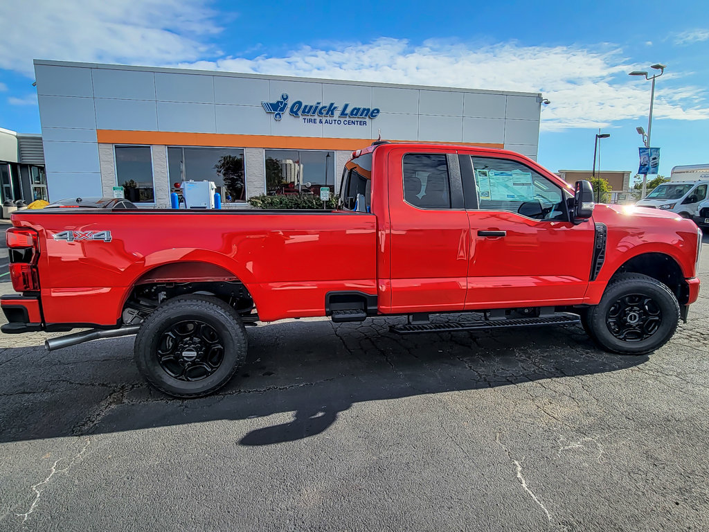 2025 FORD F-350 - Image 8