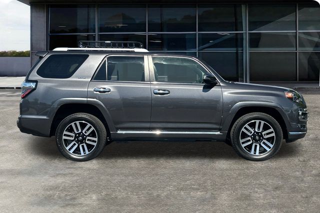 2023 Toyota 4Runner Limited photo 3