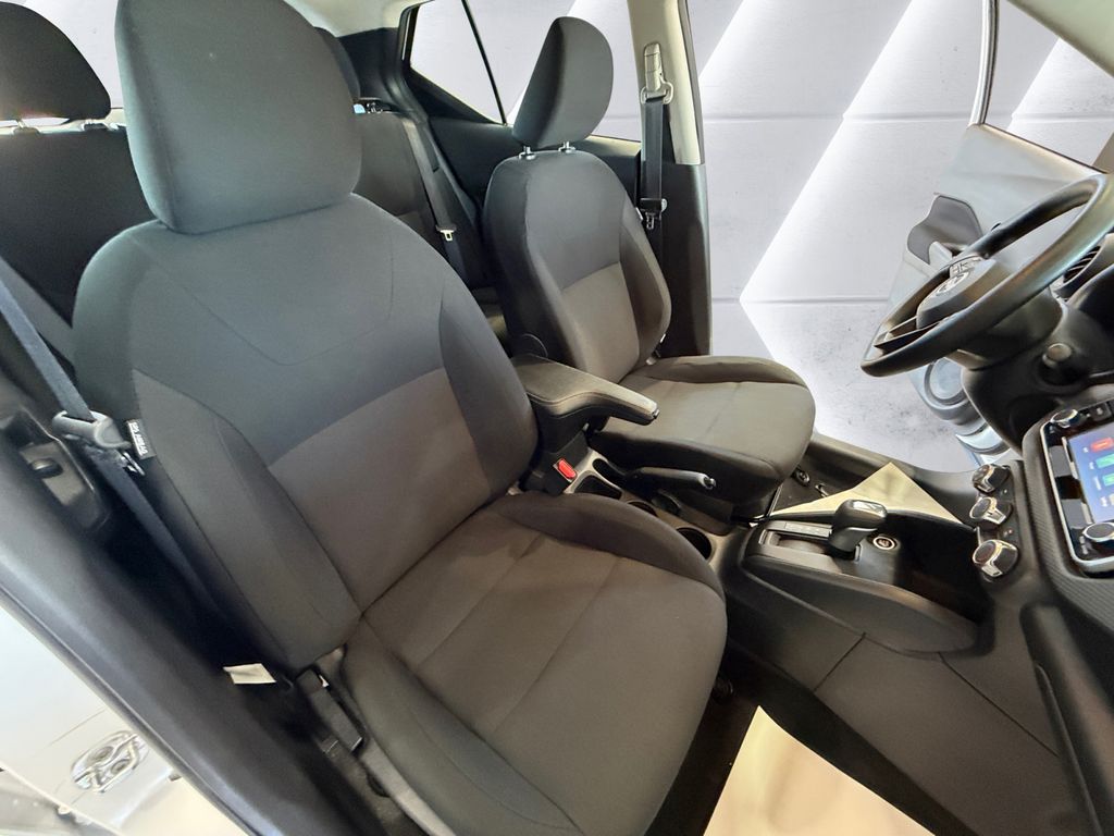 2024 Nissan Kicks S photo 13