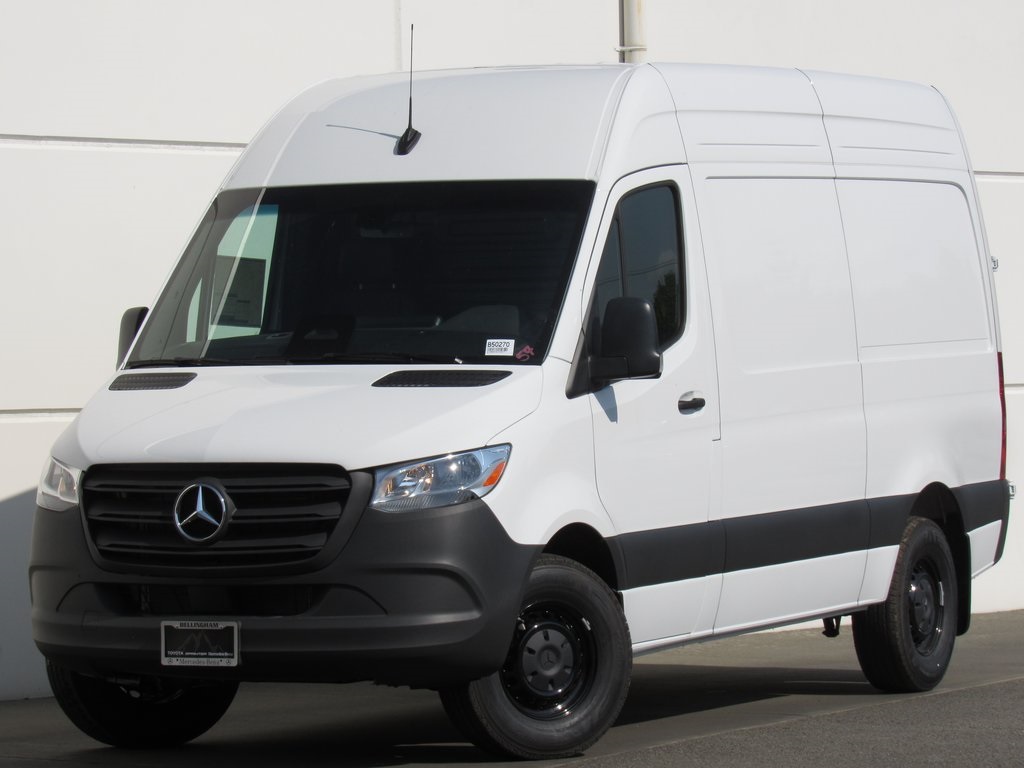 2025 Mercedes-Benz Sprinter Cargo Van Base's photo