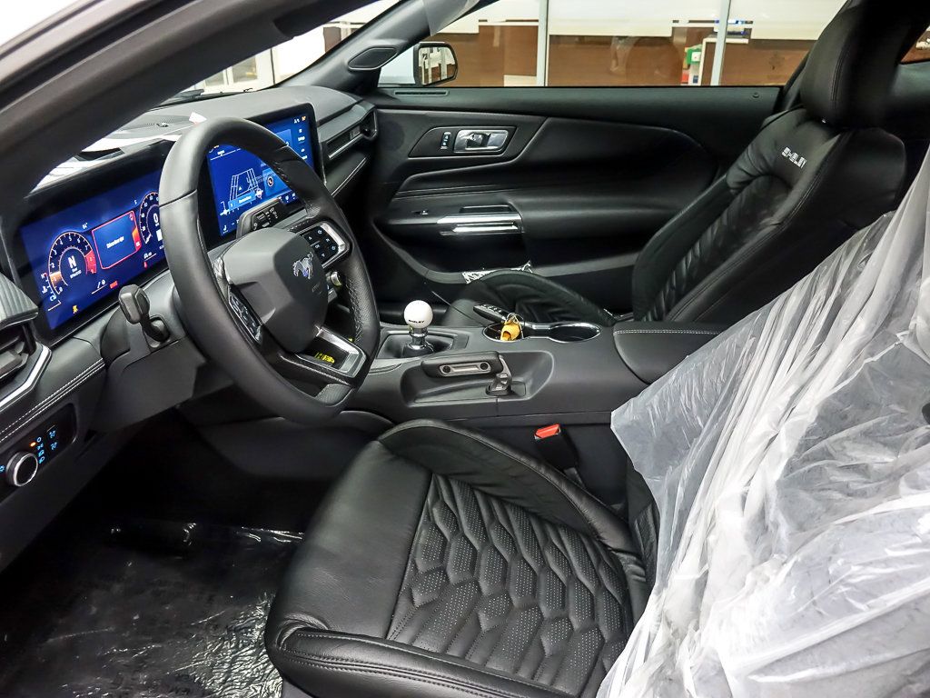 2025 FORD MUSTANG - Image 9