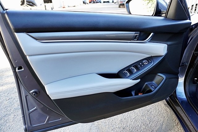 Used 2019 Gray Honda LX image 20