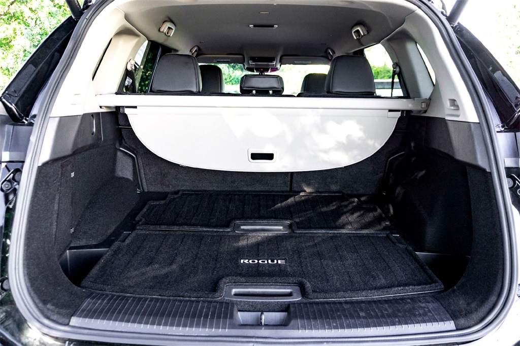 2024 Nissan Rogue SL photo 28