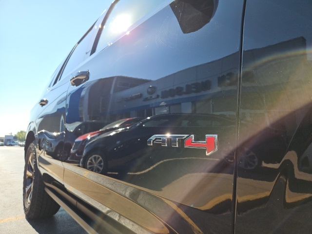 2025 Gmc Yukon AT4 Ultimate photo 10