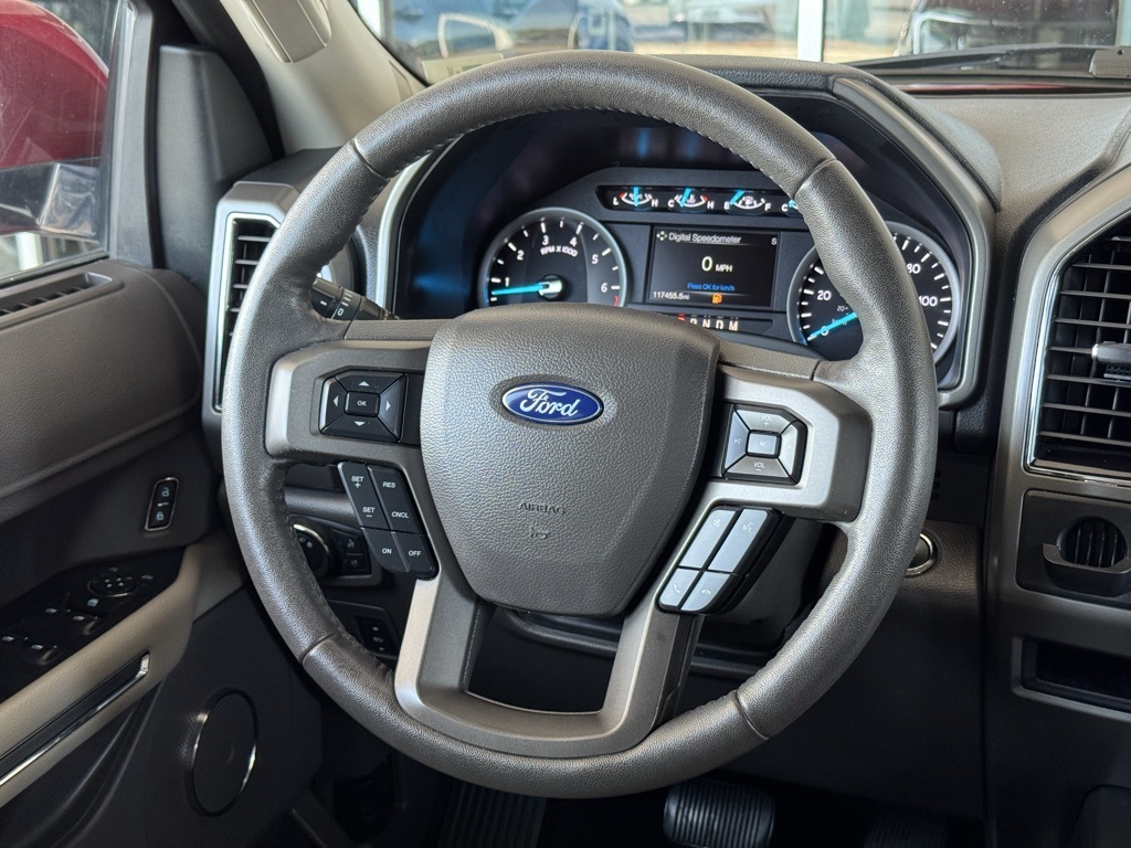 2018 Ford Expedition XLT photo 24
